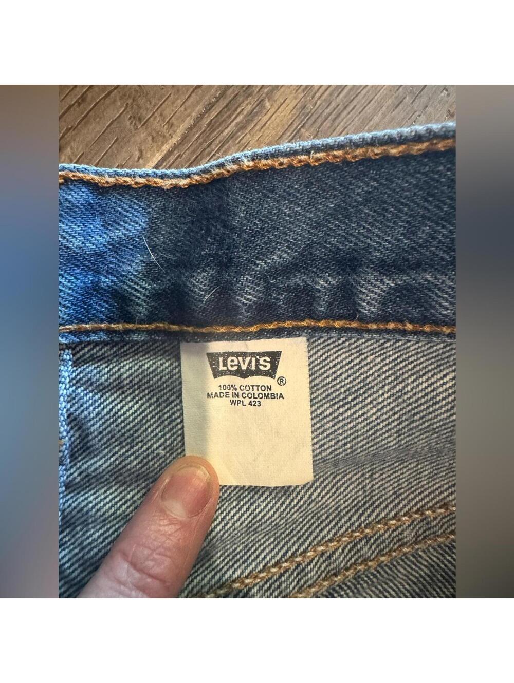 Vintage 90s Levi’s 501 Button Fly Denim Jeans 33x36 EUC - Picture 5 of 9